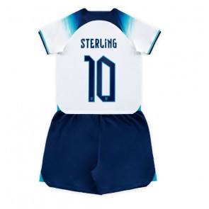 England Raheem Sterling #10 Hemmaställ Barn VM 2022 Kortärmad (+ Korta byxor)